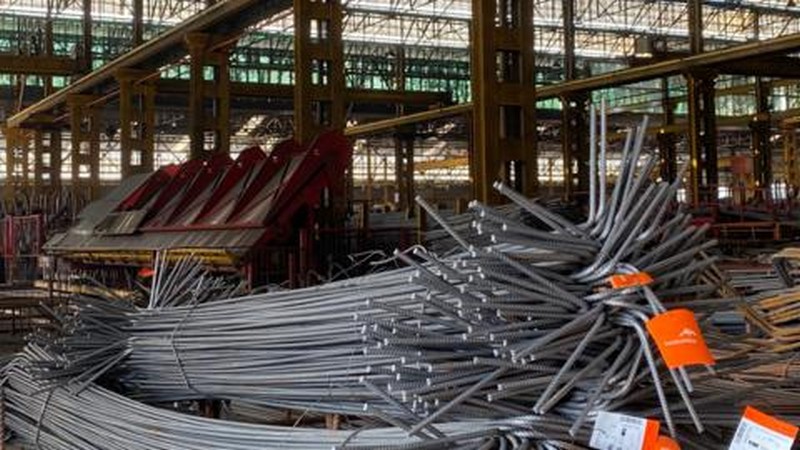 Corte e dobra de chapas aço carbono